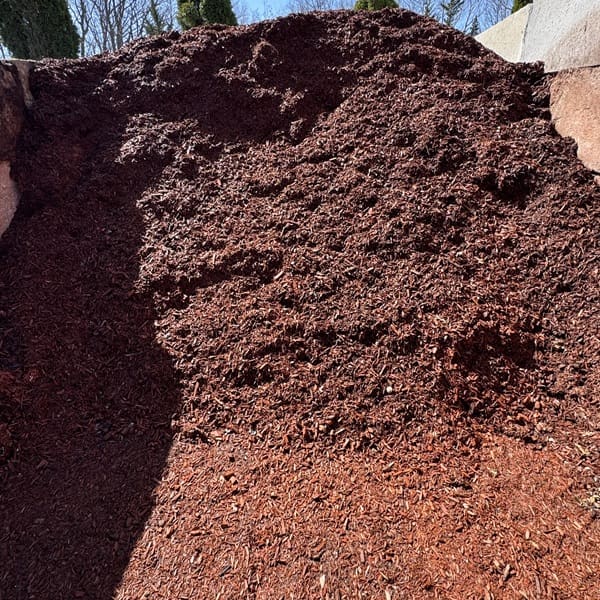 red-mulch Red Mulch